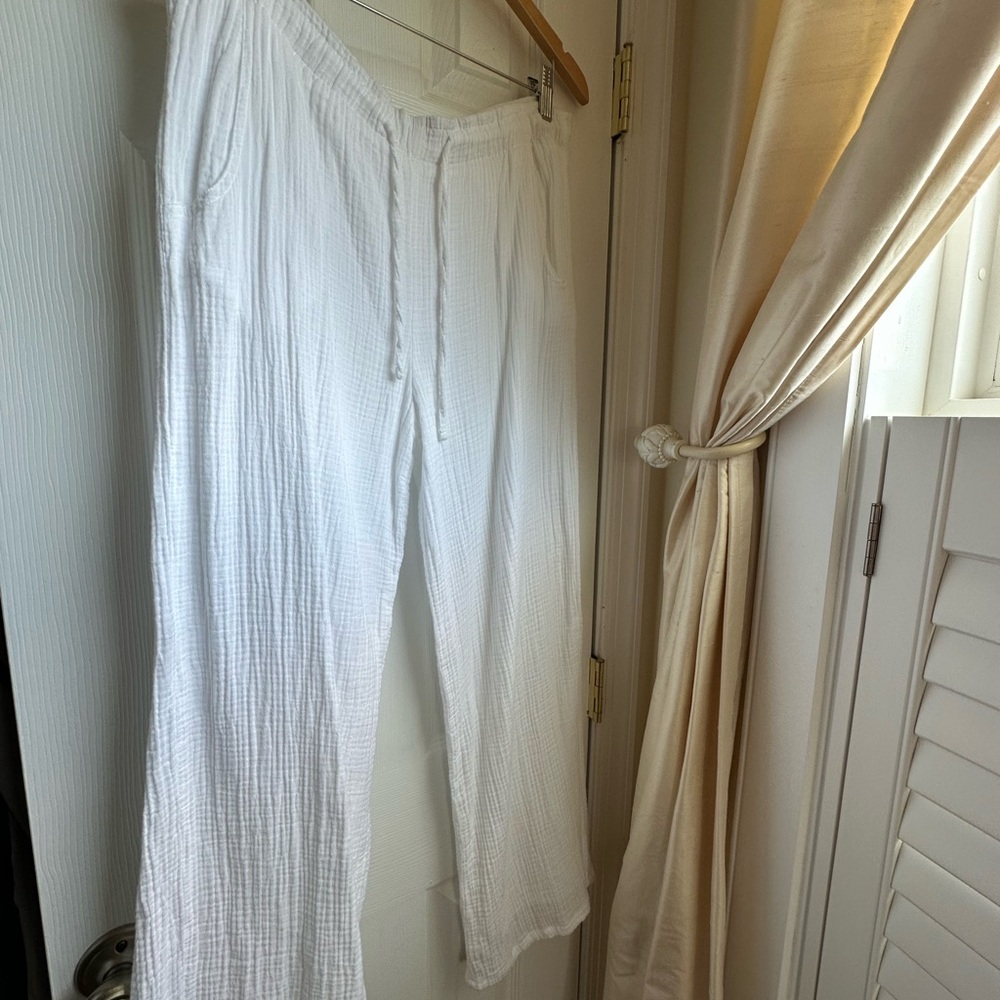 Women's White Lined Gauze Pants